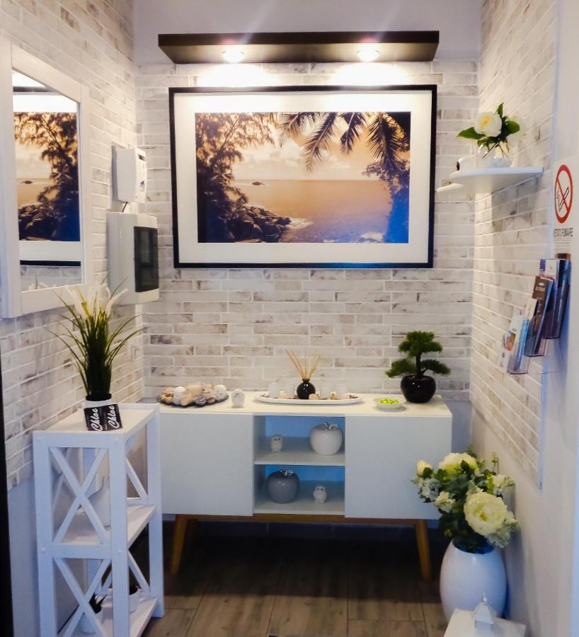 Chloe'S Rooms Cagliari Exterior photo