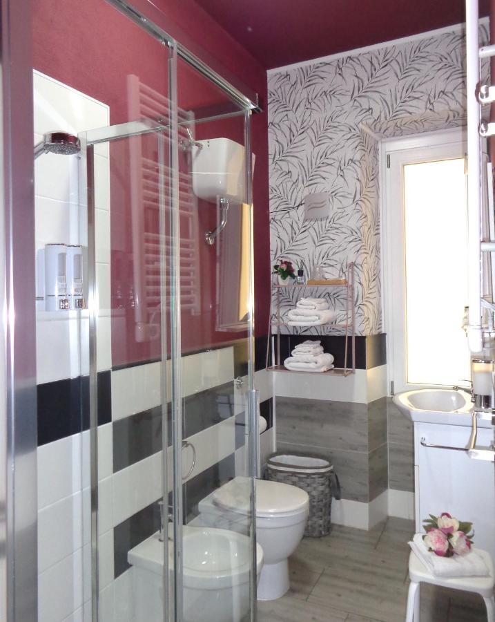 Chloe'S Rooms Cagliari Exterior photo