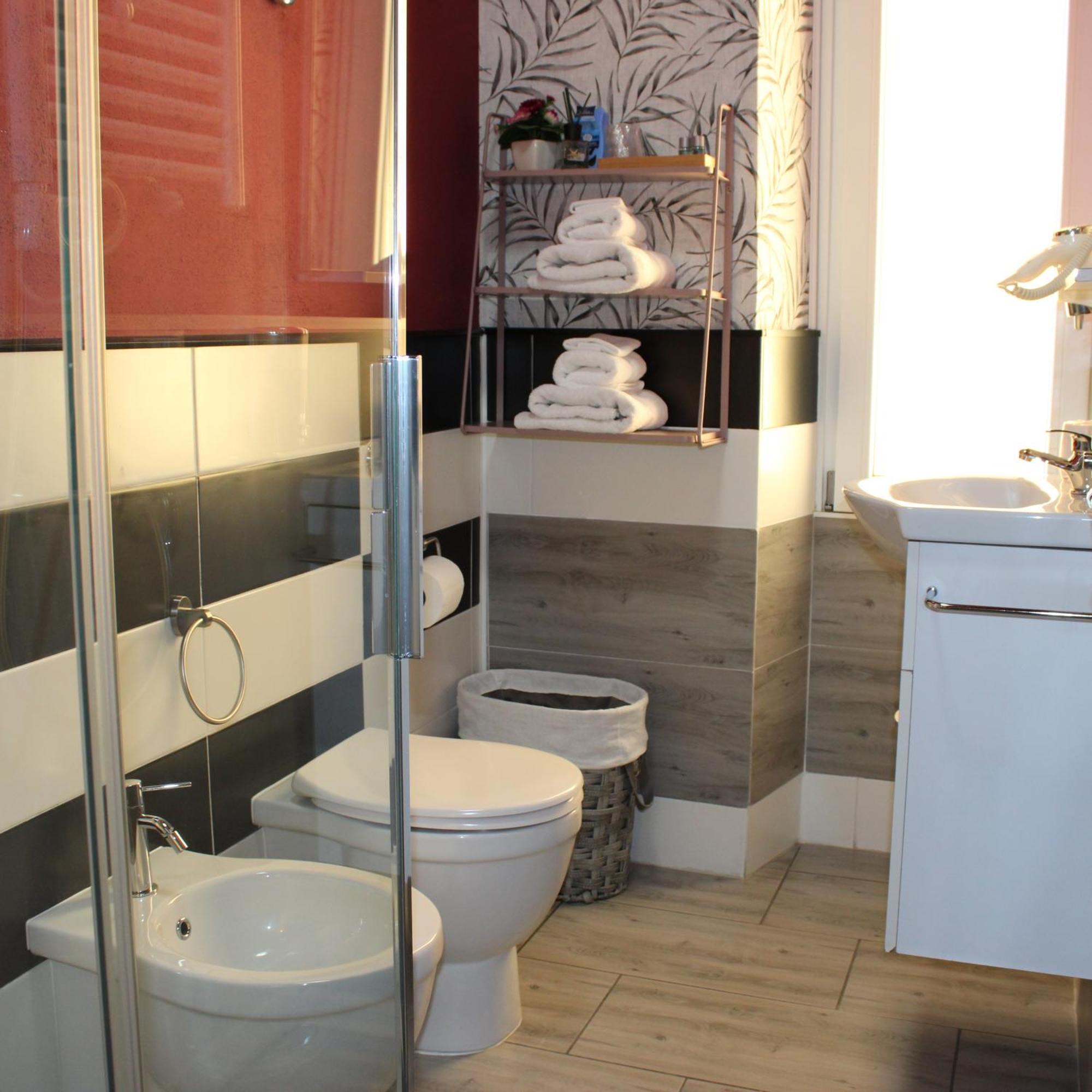 Chloe'S Rooms Cagliari Exterior photo